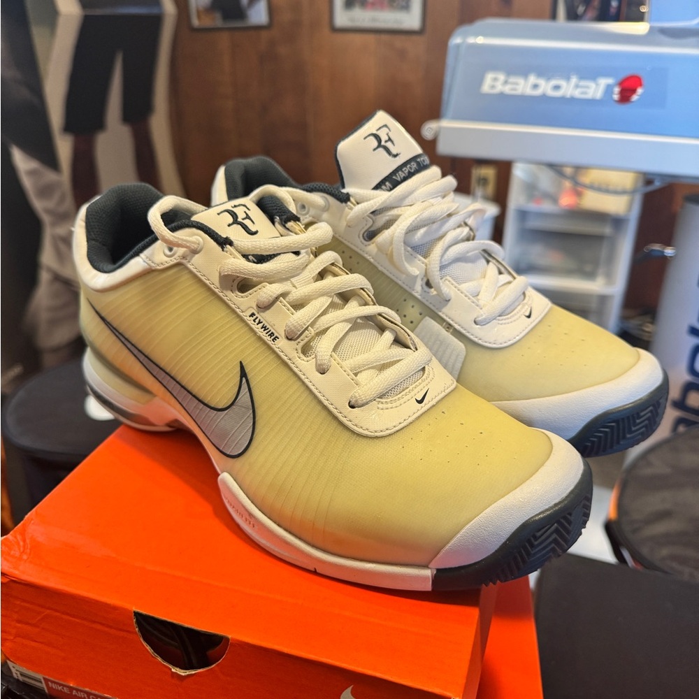 Nike Zoom Vapor Tour VI 6 RF Tennis Shoes – Size 10.5